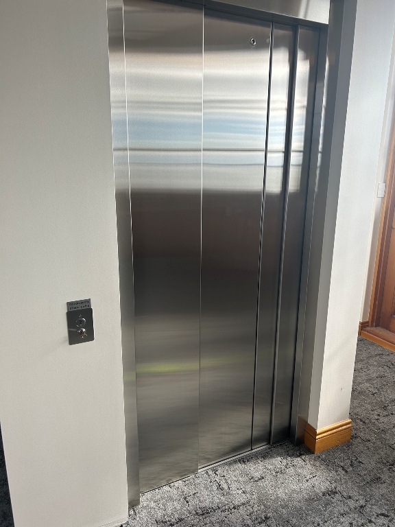 Commercial Lifts Master Lifts SA